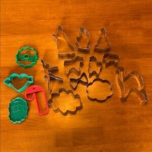 Assorted Cookie Cutter Set of 15 - Metal and Plastic
